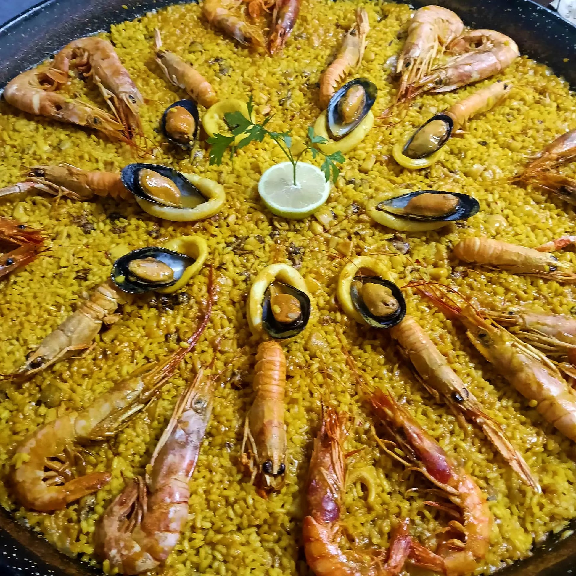Paella de Mariscos Manduc